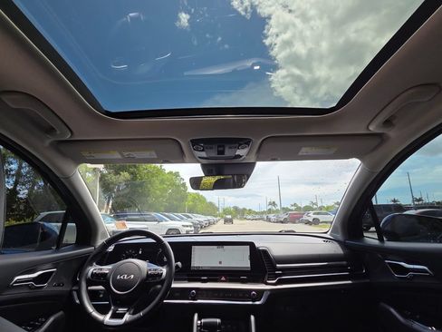 Used 2023 Kia Sportage SX FWD image 25