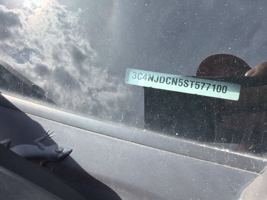 Used 2025 Jeep Compass Limited AWD/4WD image 5