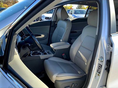 Used 2018 Kia Sportage EX w/ EX Premium Package image 8