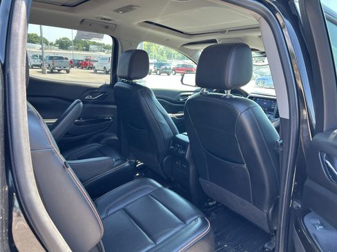 Used 2021 GMC Acadia AT4 w/ Preferred Package AWD/4WD image 12