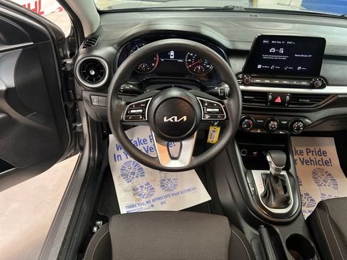 Used 2024 Kia Forte LXS FWD image 25