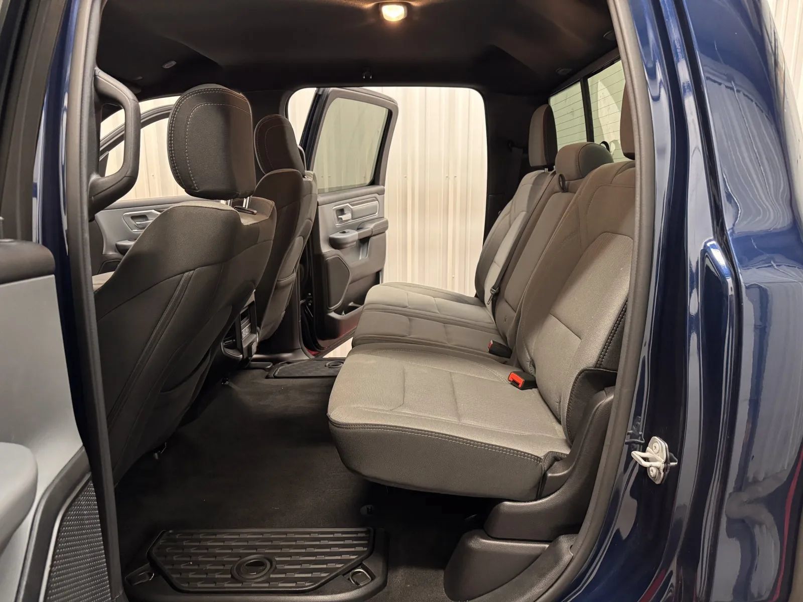 Used 2021 RAM 1500 Big Horn AWD/4WD image 38