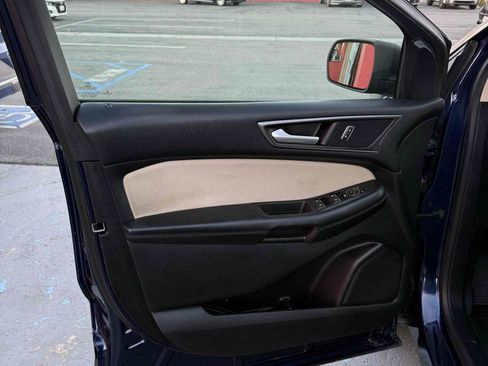 Used 2016 Ford Edge SE image 41