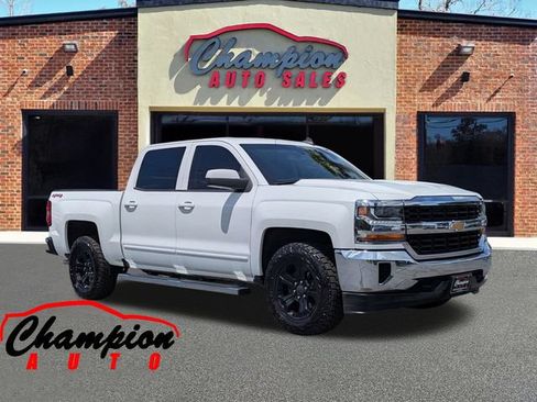 Used 2017 Chevrolet Silverado 1500 LT w/ Trailering Package AWD/4WD image 1