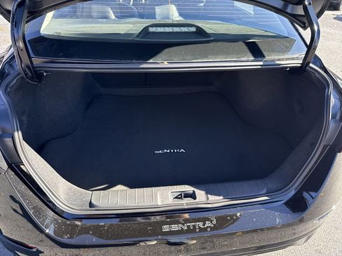 New 2025 Nissan Sentra SR w/ SR Premium Package FWD image 19