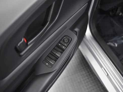 Used 2023 Toyota Prius Limited image 11