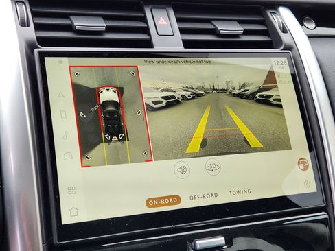 Certified 2024 Land Rover Discovery S image 24