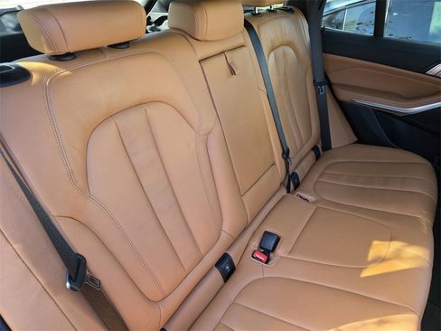 Certified 2022 BMW X5 sDrive40i image 25