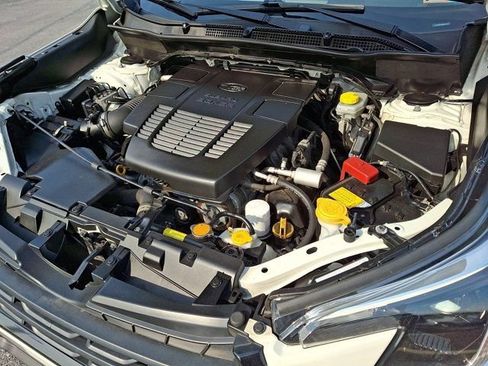 Used 2022 Subaru Forester AWD/4WD image 31