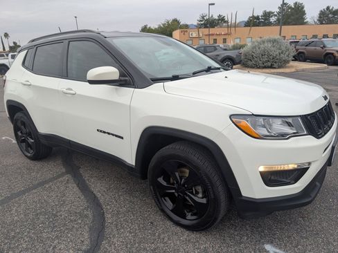 Used 2018 Jeep Compass Latitude image 7