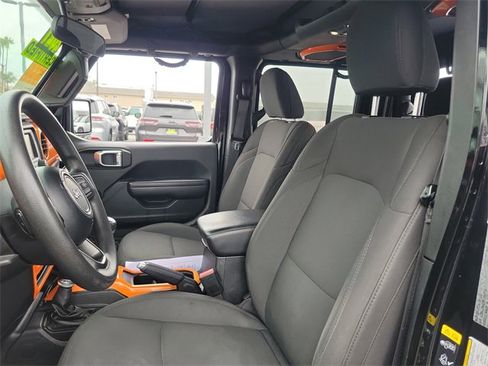 Certified 2021 Jeep Gladiator Sport image 14