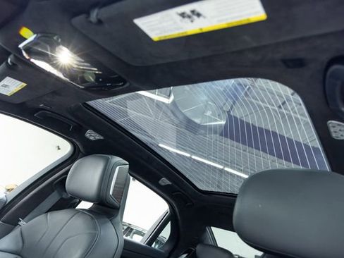 Certified 2023 BMW 760i xDrive w/ Executive Package image 13