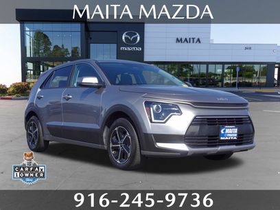 Used 2025 Kia Niro LX