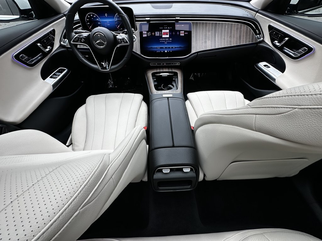 Certified 2025 Mercedes-Benz E 450 4MATIC Sedan w/ Winter Package image 27