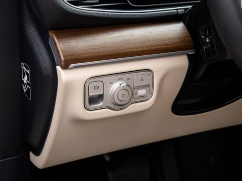 Certified 2026 Mercedes-Benz GLE 350 4MATIC image 21