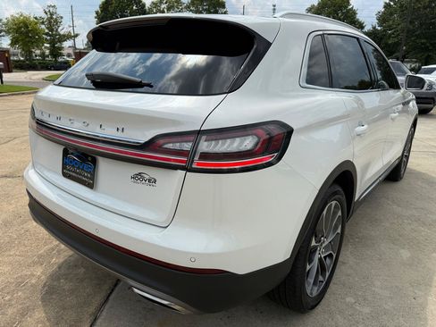 Used 2021 Lincoln Nautilus Reserve w/ Cargo Utility Package FWD image 5