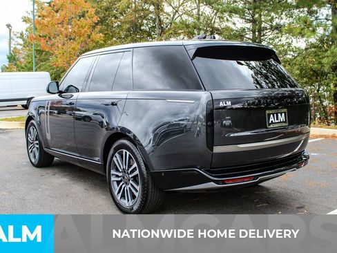 Used 2023 Land Rover Range Rover SE image 5