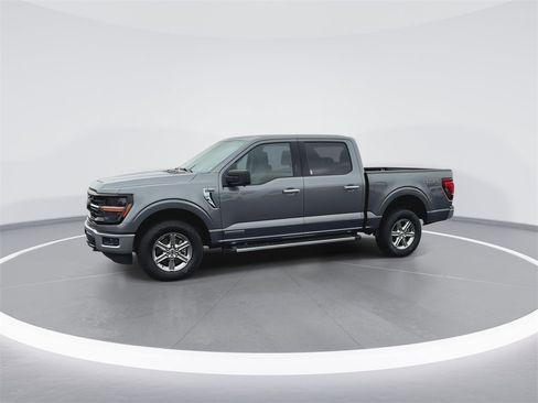 Used 2024 Ford F150 XLT w/ Mobile Office Package image 4