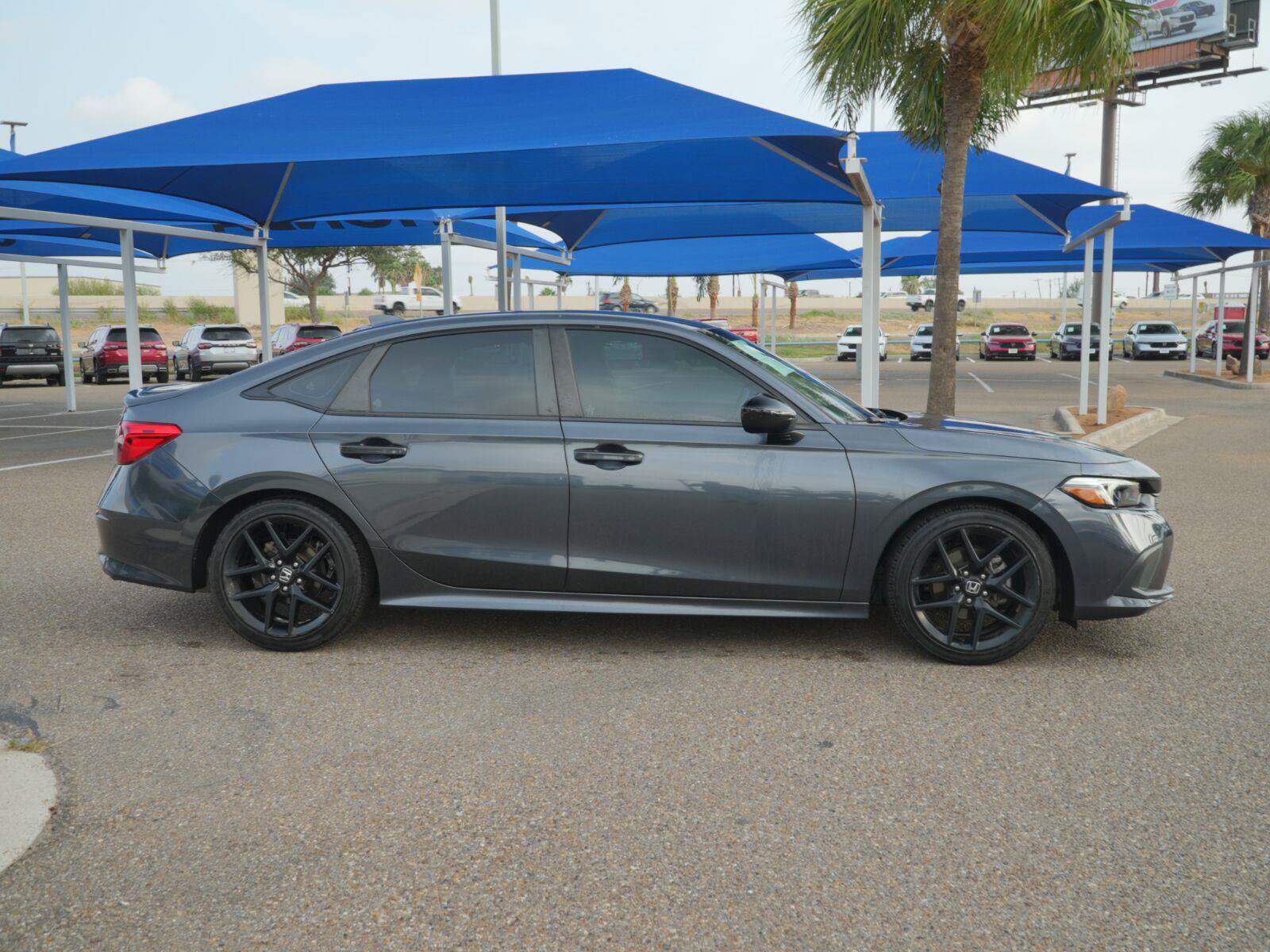 Used 2024 Honda Civic Sport image 4