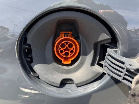 Used 2018 FIAT 500 e FWD image 41