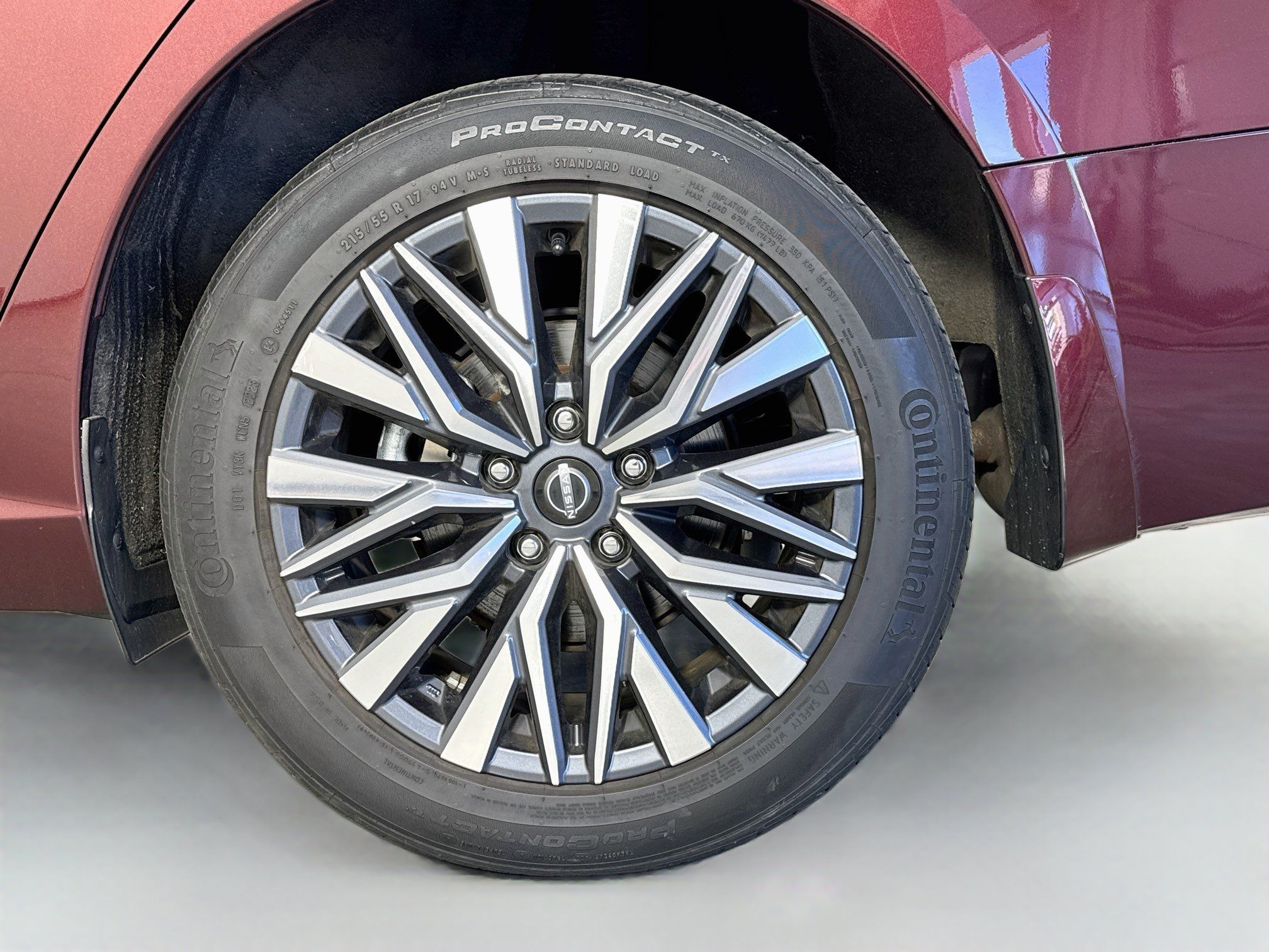 Used 2023 Nissan Altima 2.5 SV AWD/4WD image 30