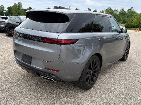 Used 2024 Land Rover Range Rover Sport Dynamic SE AWD/4WD image 5