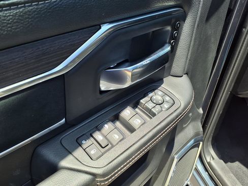 New 2026 RAM 2500 Laramie w/ Night Edition AWD/4WD image 11