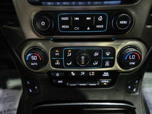 Used 2019 GMC Yukon XL Denali w/ Denali Ultimate Package AWD/4WD image 33
