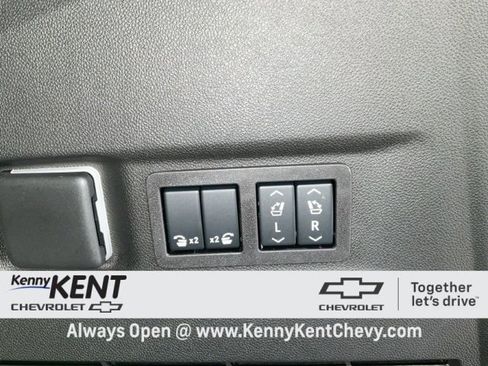 Used 2026 Chevrolet Suburban High Country w/ Sun And Tow Package image 10