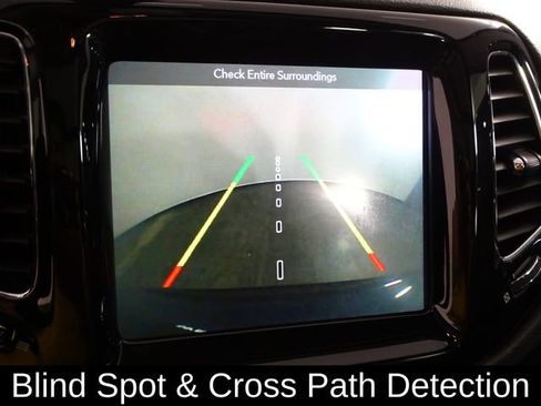 Used 2018 Jeep Compass Limited w/ Navigation Group image 10