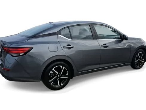 Used 2024 Nissan Sentra SV image 8