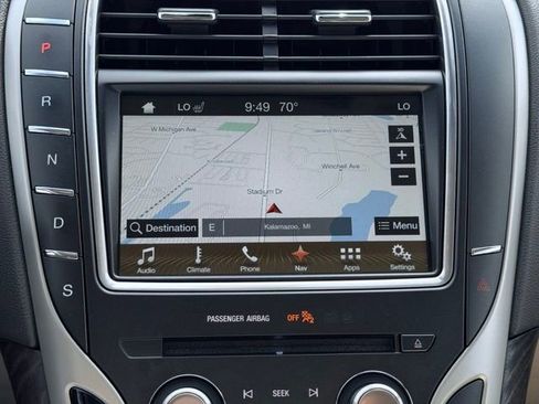 Used 2017 Lincoln MKX Reserve w/ Luxury Package AWD/4WD image 42