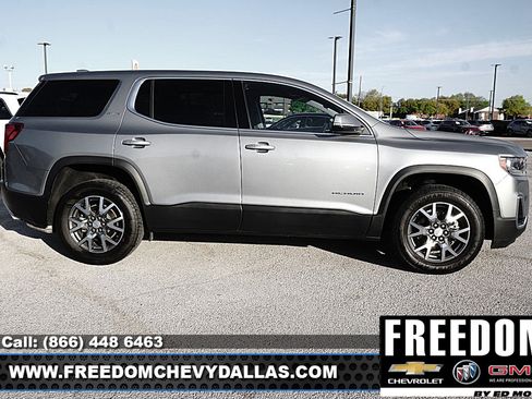 Used 2023 GMC Acadia SLE image 40
