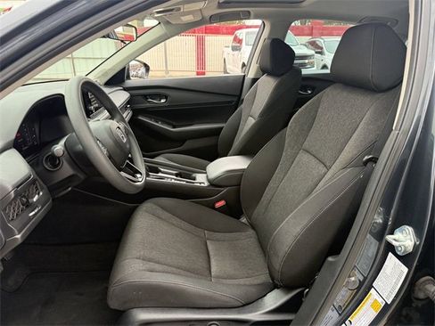 Used 2023 Honda Accord EX image 25