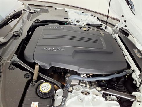 Used 2021 Jaguar F-TYPE Coupe image 24