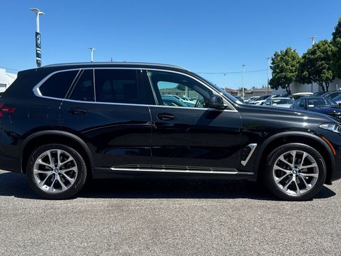 Used 2026 BMW X5 xDrive40i AWD/4WD image 8