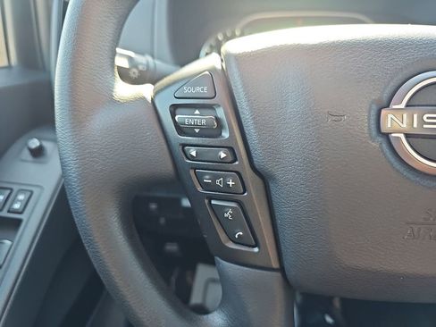 Used 2023 Nissan Frontier SV w/ Midnight Edition Package RWD image 21