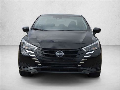 Used 2025 Nissan Versa SV FWD image 2
