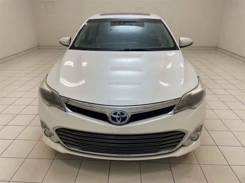 Used 2014 Toyota Avalon Limited image 25