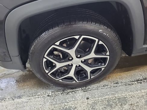 Used 2024 Jeep Compass Limited image 5