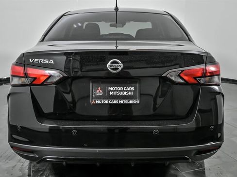 Used 2021 Nissan Versa S image 9