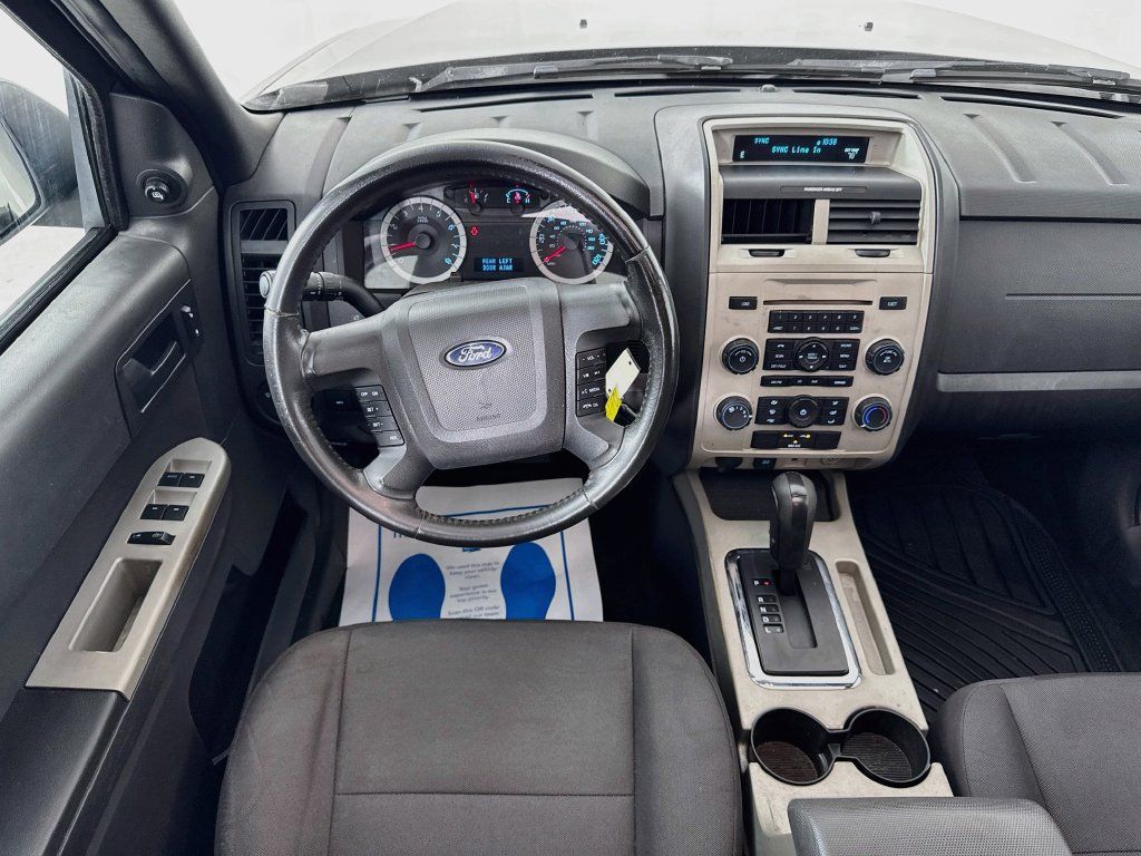 Used 2011 Ford Escape XLT w/ 201A Rapid Spec Order Code FWD image 25