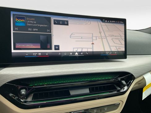 New 2026 BMW 330i Sedan w/ M Sport Package image 17