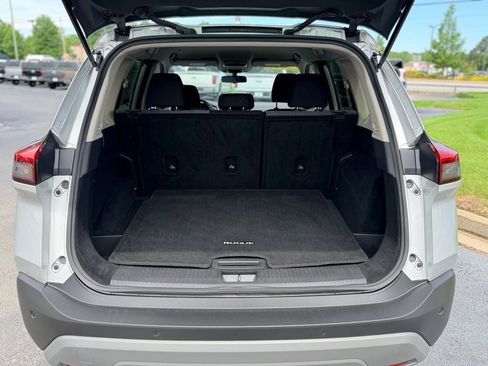 Used 2023 Nissan Rogue SV FWD image 30