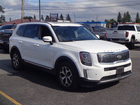 Used 2020 Kia Telluride EX AWD/4WD image 3