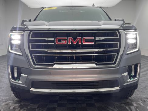Used 2021 GMC Yukon XL SLT w/ SLT Premium Package AWD/4WD image 16