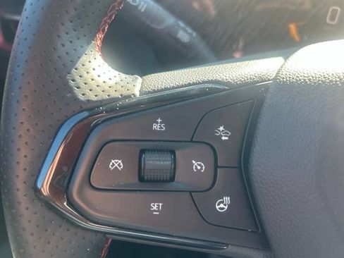 Used 2024 Chevrolet TrailBlazer RS w/ Convenience Package AWD/4WD image 29