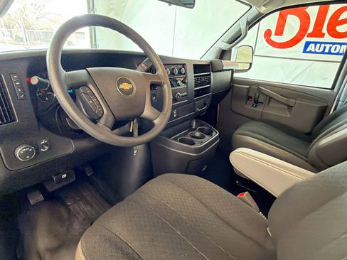 Used 2024 Chevrolet Express 2500 w/ Driver Convenience Package image 15