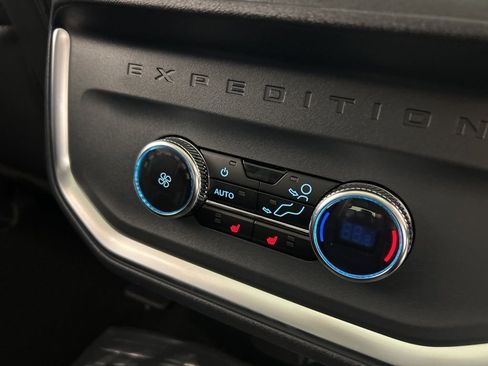 New 2026 Ford Expedition Max Platinum w/ Driver's Package image 33