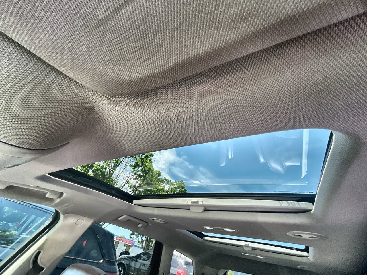 Used 2021 Buick Enclave Avenir w/ Avenir Technology Package FWD image 19